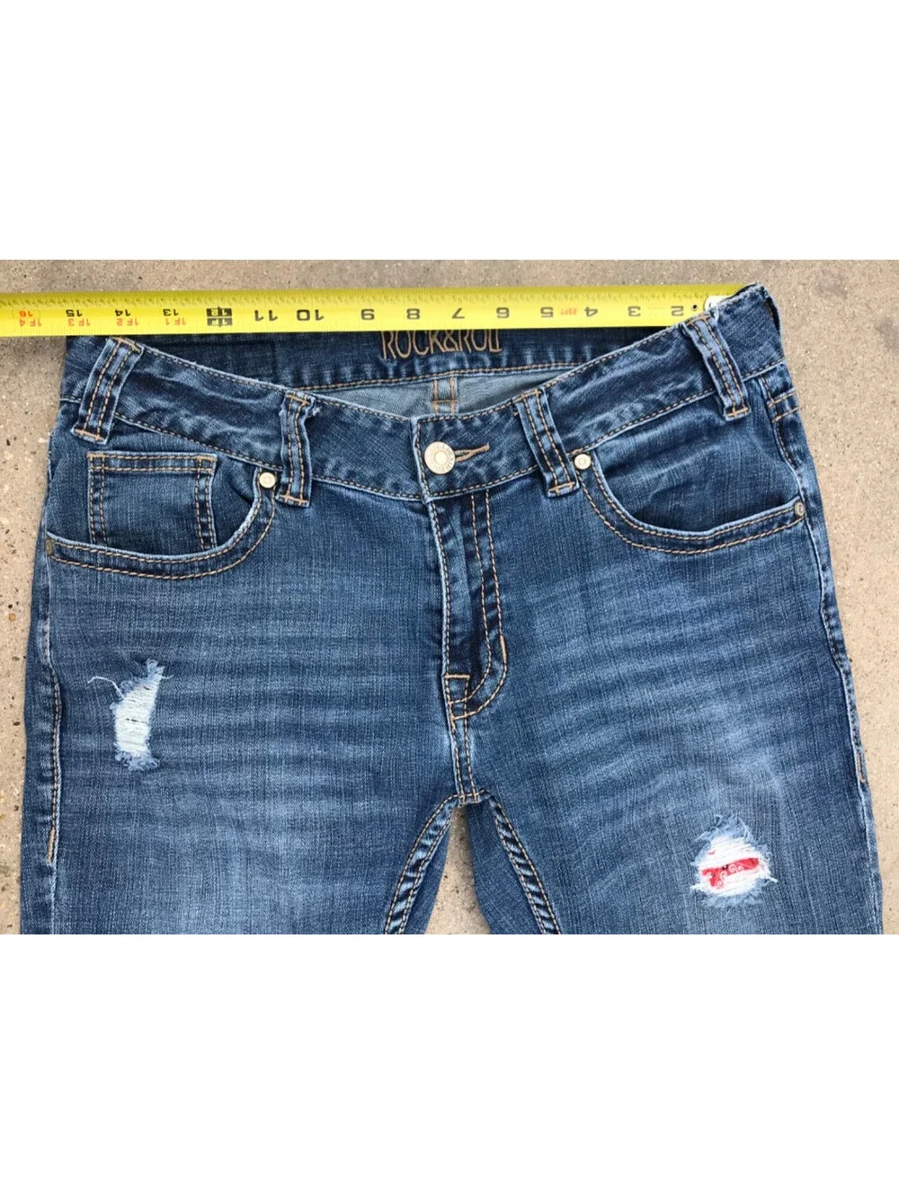 Rock & Roll Cowgirl Mid Rise Straight Embroidered Cuffs Distressed Jeans Size 30